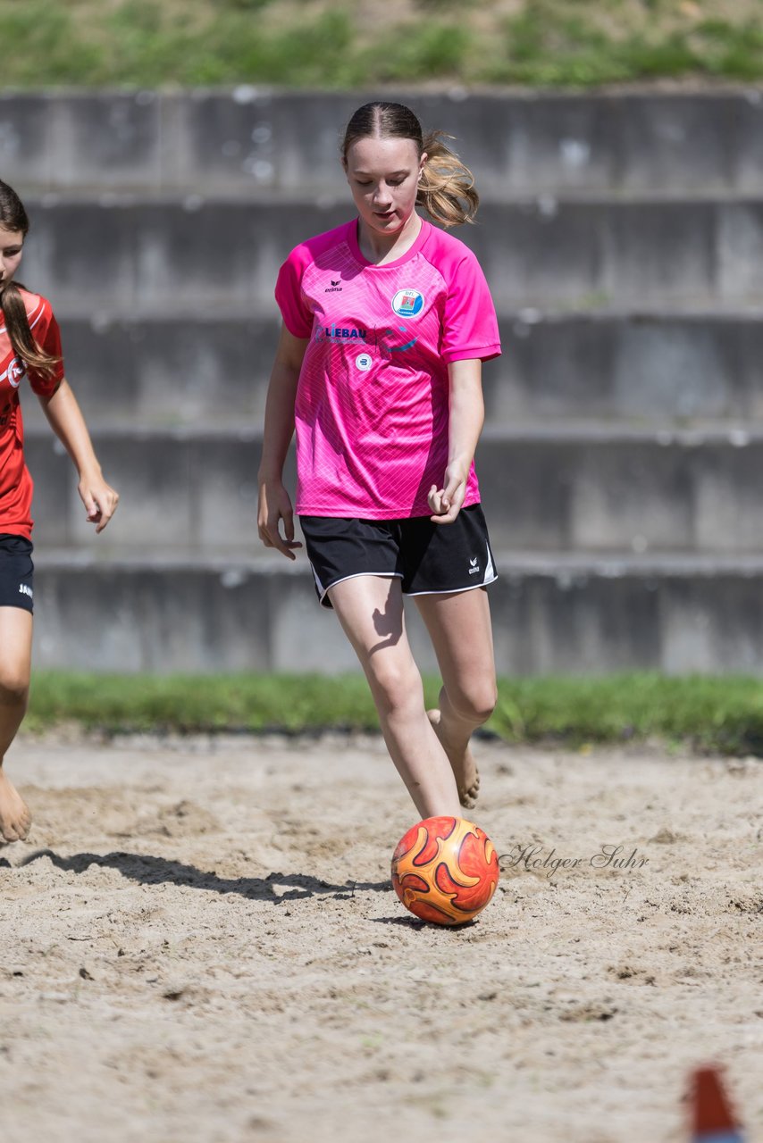 Bild 84 - wBJ/wCJ Beachsoccer Cup